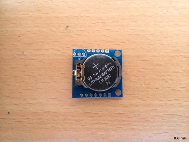 Digitálne hodiny Arduino pomocou modulu RTC