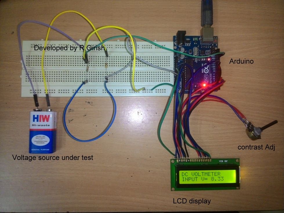 Arduino bāzes DC voltmetra ķēde - konstrukcijas detaļas un testēšana